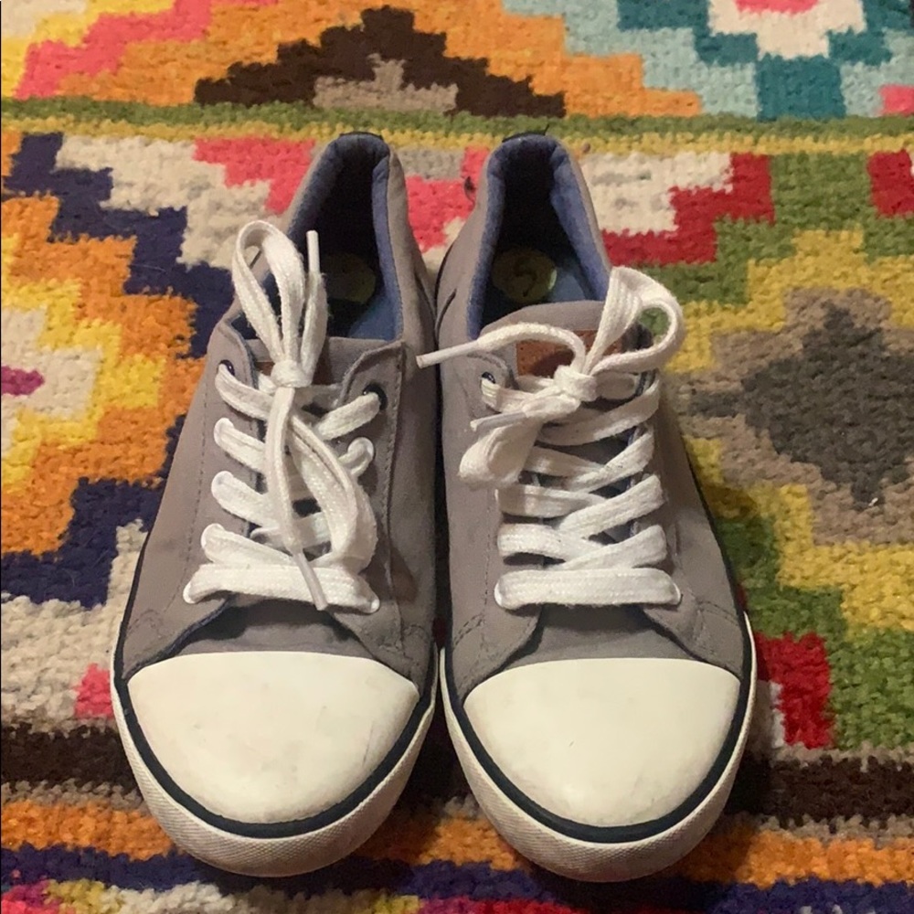 Grey Sneakers // Tommy Hilfiger // Boys 5 EUR 36
